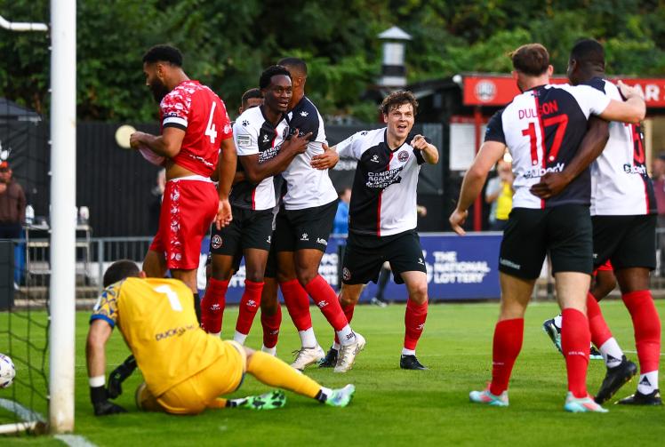 Maidenhead United vs Hemel Hempstead Town