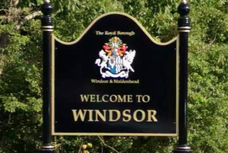 Public notices: New premises licence application for Windsor wine shop 