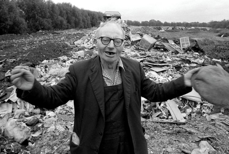 Remember When: 'Lugger the singing dustman' retired after 30 years