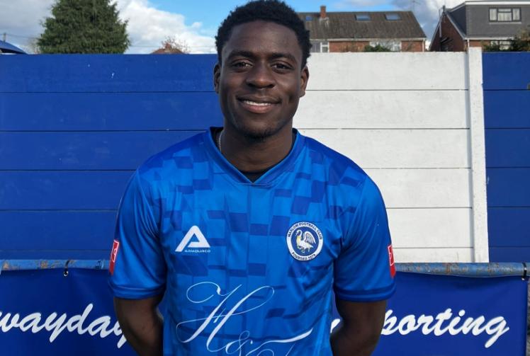 Marlow on the march as Blues beat Lions to leapfrog struggling Flackwell