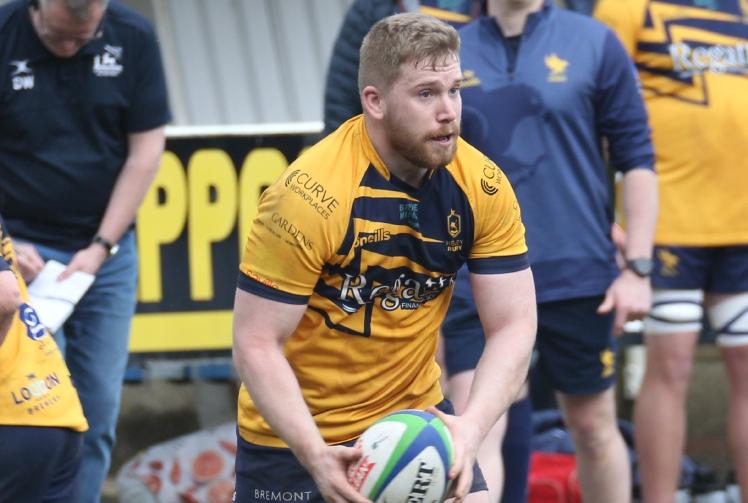 Visitors dig deep to see off Gosford challenge