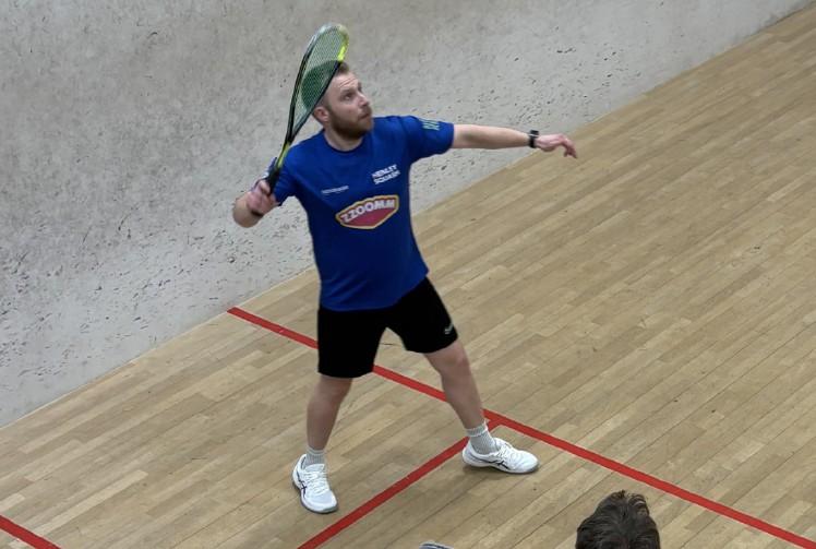 Teenager&rsquo;s impressive performance not enough against league leaders