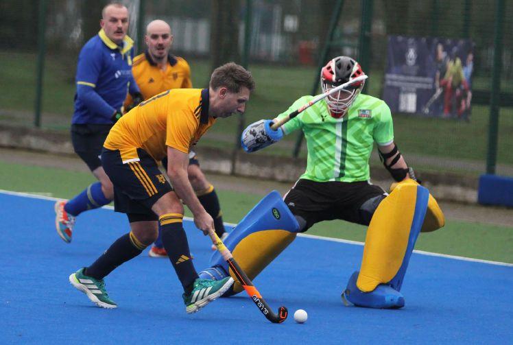 Green nets treble as league leaders put 10 past rivals