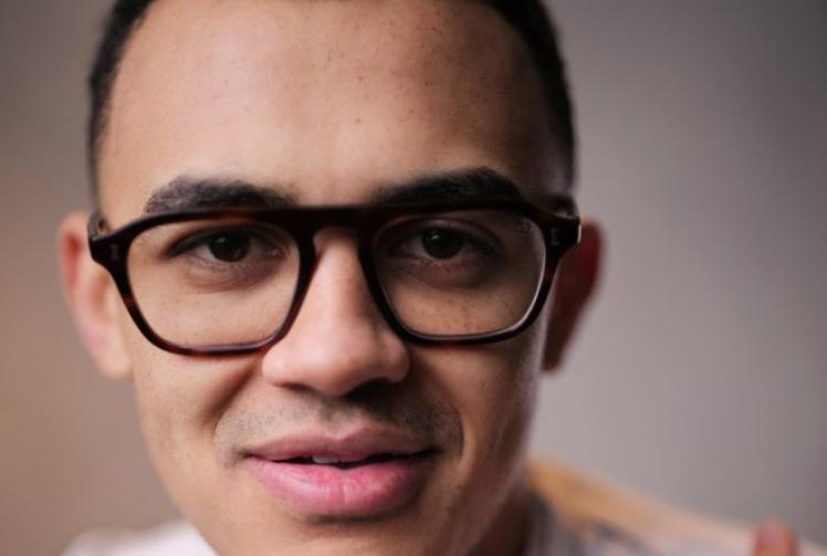 Relative values in warm, gender fluid comedy